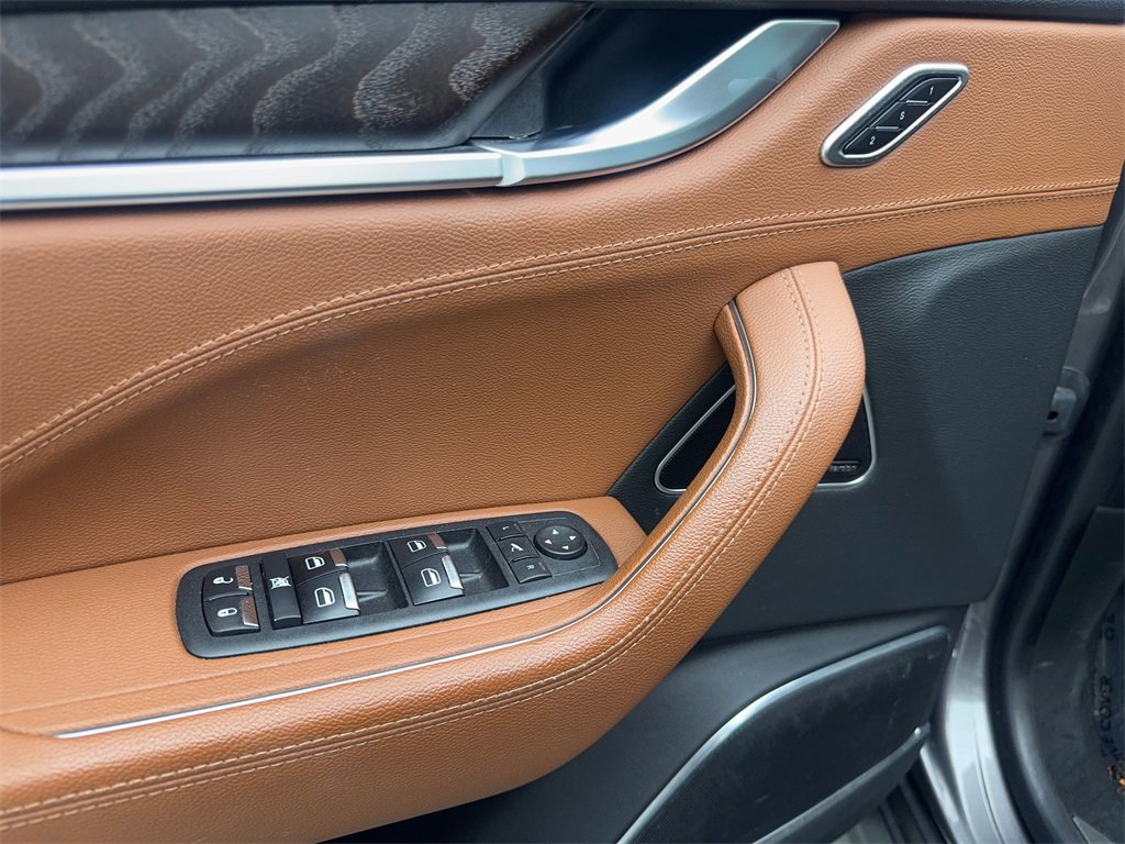 Used 2022 Maserati Levante Modena image 32