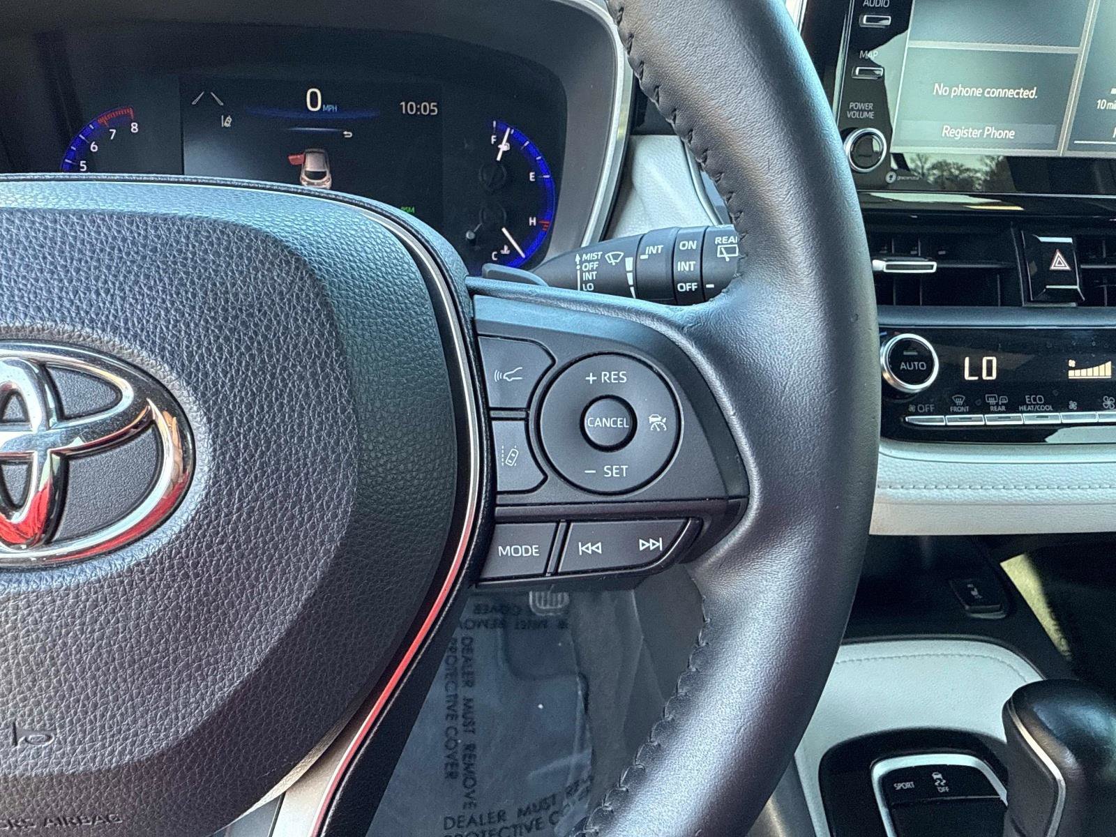 Used 2020 Toyota Corolla XSE image 29