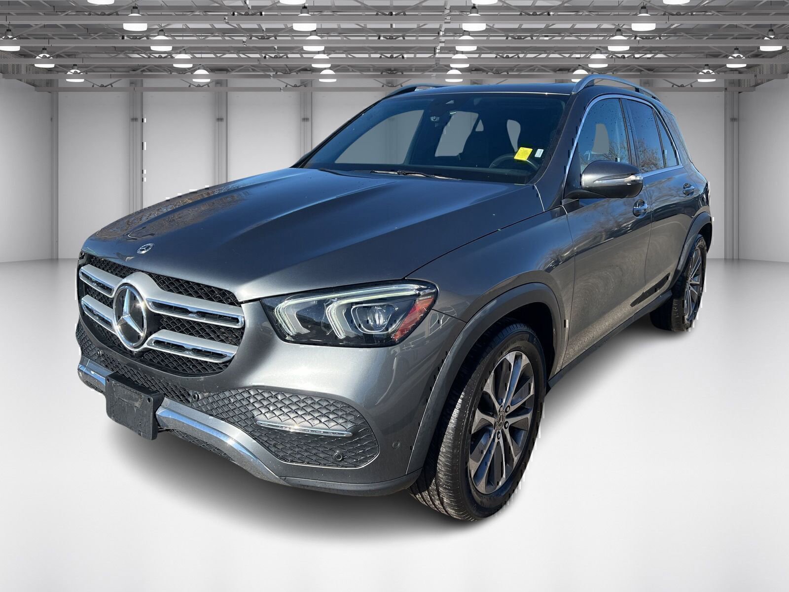 Used 2022 Mercedes-Benz GLE 350 4MATIC w/ Premium Package image 1