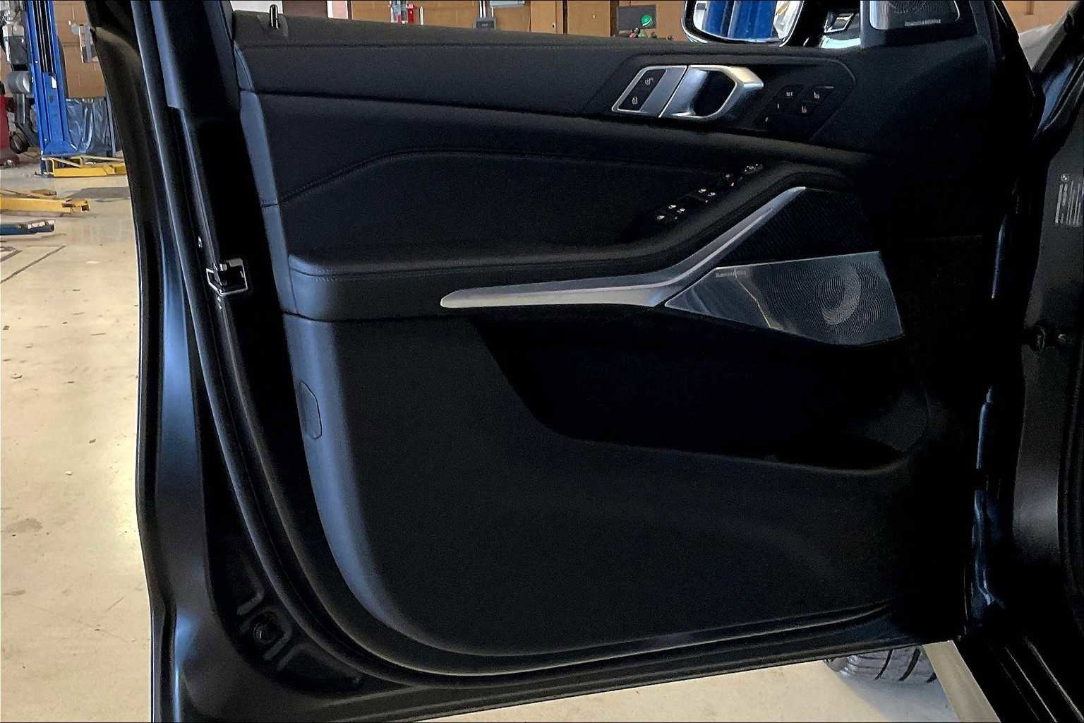 New 2026 BMW X5 M Competition w/ Executive Package image 10