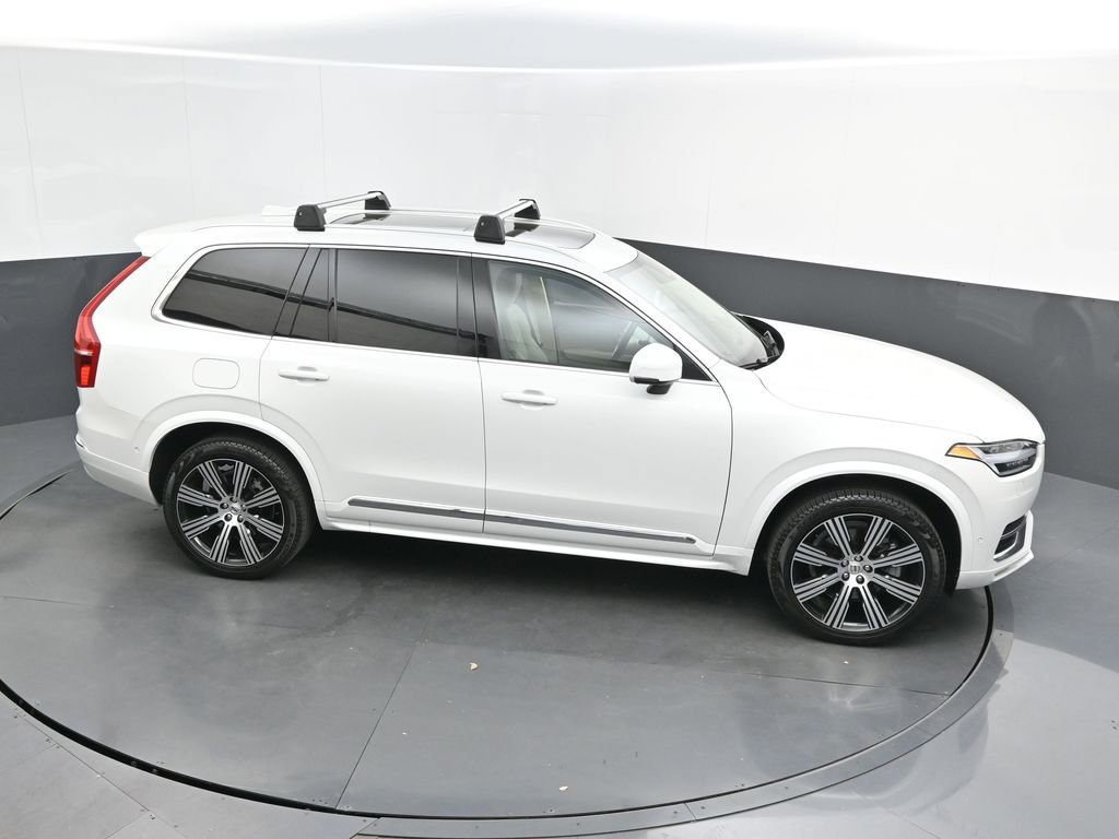 Certified 2024 Volvo XC90 B6 Ultimate w/ Lounge Package image 23