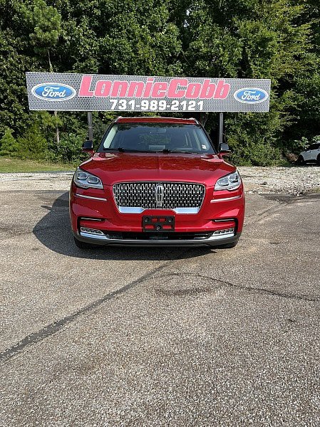 Used 2020 Lincoln Aviator Reserve w/ Equipment Group 202A AWD/4WD image 2