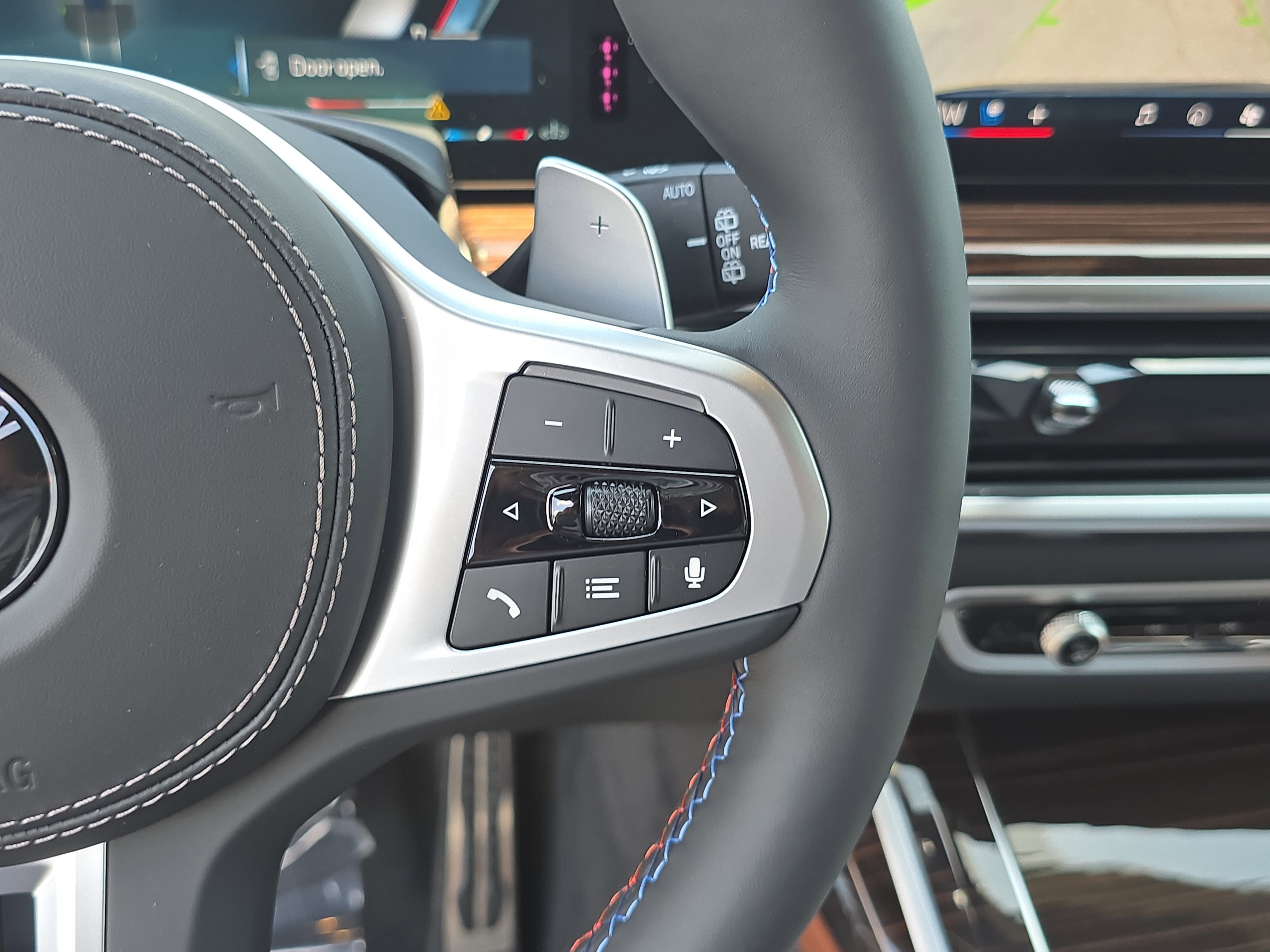 New 2026 BMW X7 M60i image 35