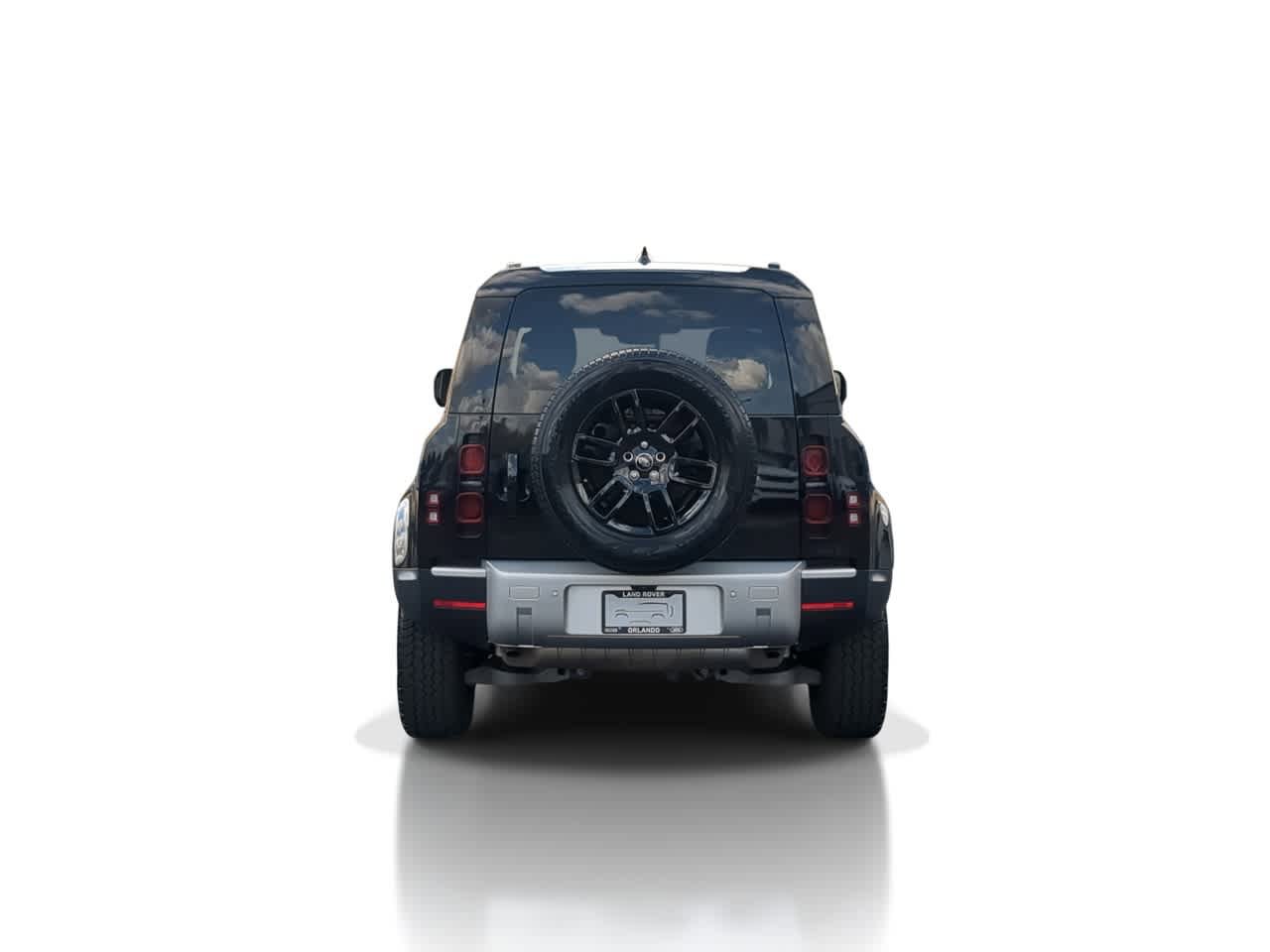 Used 2025 Land Rover Defender 110 S AWD/4WD image 7
