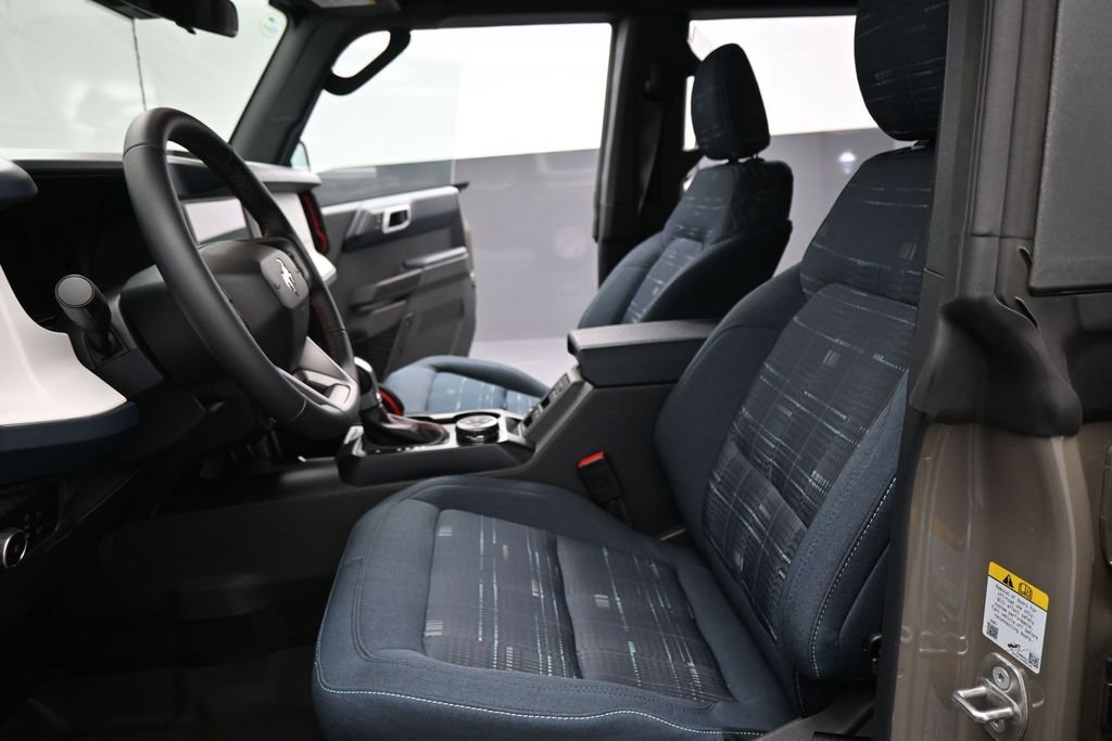 New 2026 Ford Bronco Heritage Edition AWD/4WD image 9
