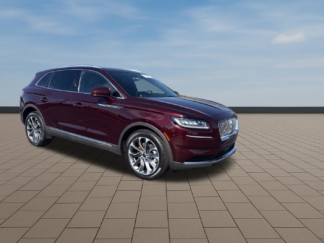 Used 2023 Lincoln Nautilus Reserve AWD/4WD image 10