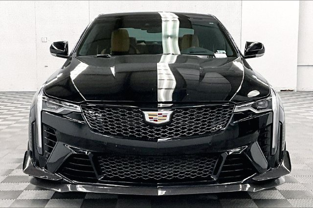 Used 2026 Cadillac CT4 V Blackwing w/ Carbon Fibre 1 Package RWD image 4