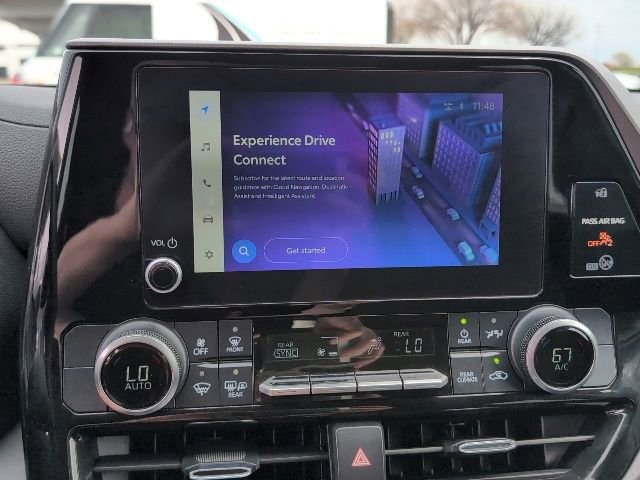 Used 2024 Toyota Highlander LE image 21