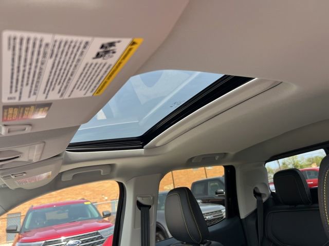 Certified 2025 Ford Maverick Lobo AWD/4WD image 21