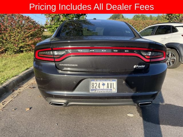 Used 2017 Dodge Charger SE w/ Popular Equipment Group RWD image 4