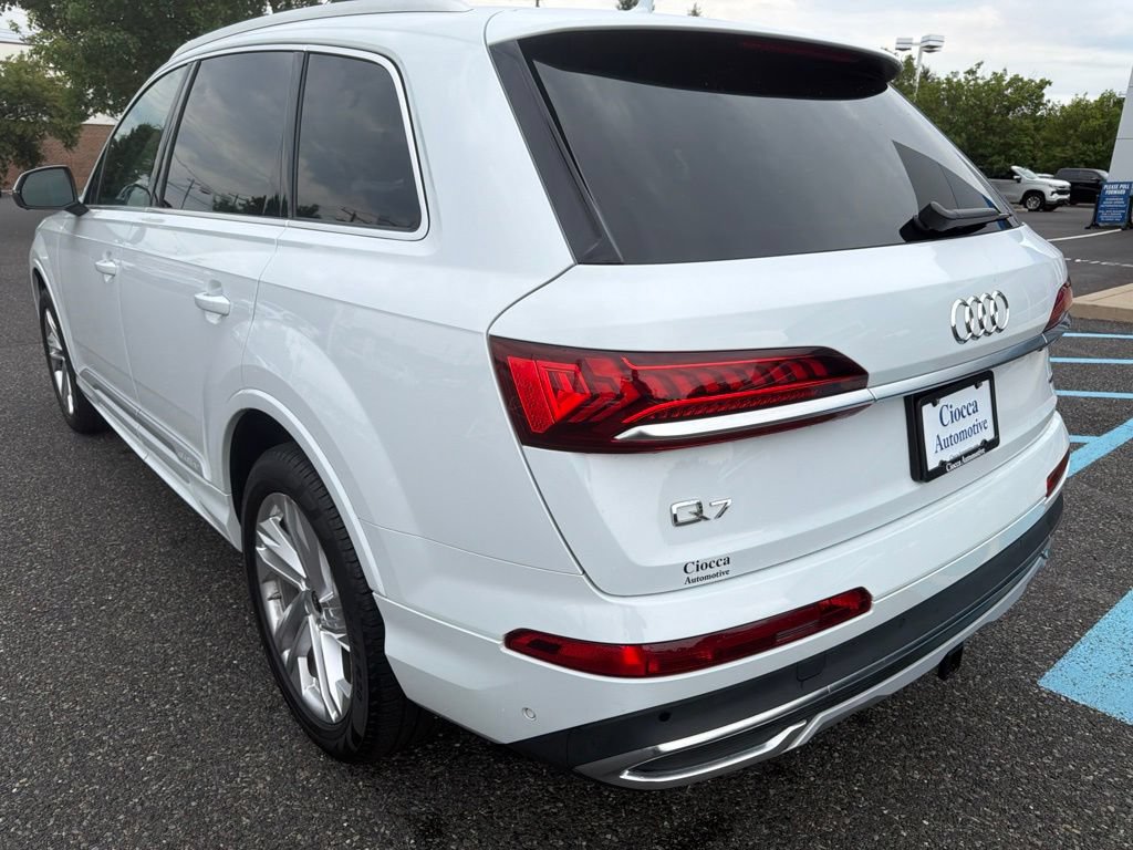 Used 2023 Audi Q7 3.0T Premium w/ Convenience Package AWD/4WD image 7