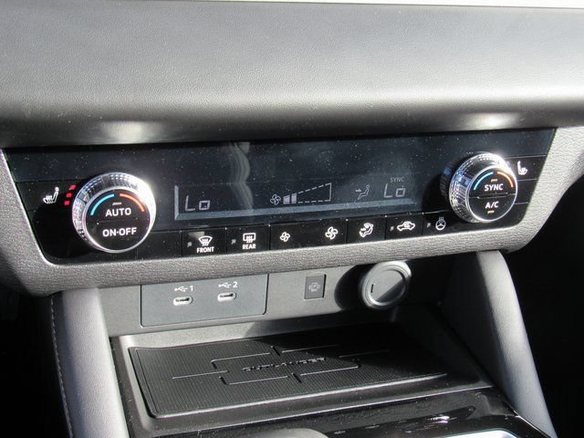 New 2026 Mitsubishi Outlander SE FWD image 19