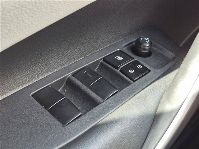 Used 2021 Toyota Corolla SE FWD image 12