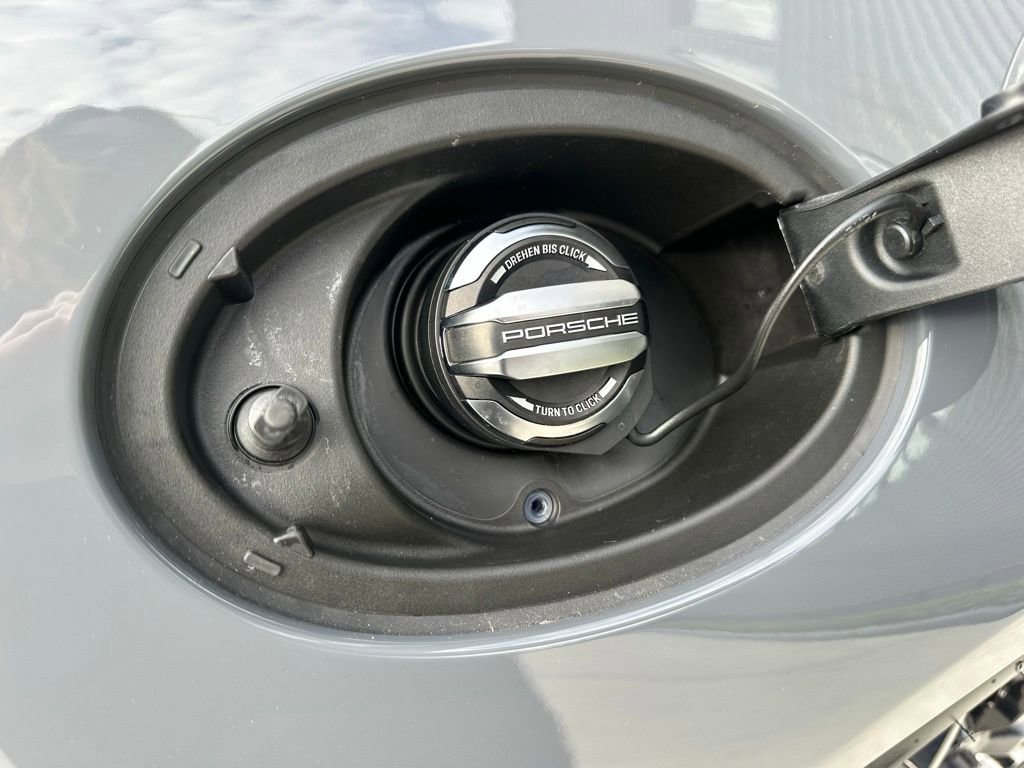 Certified 2026 Porsche 911 Carrera 4 GTS AWD/4WD image 45