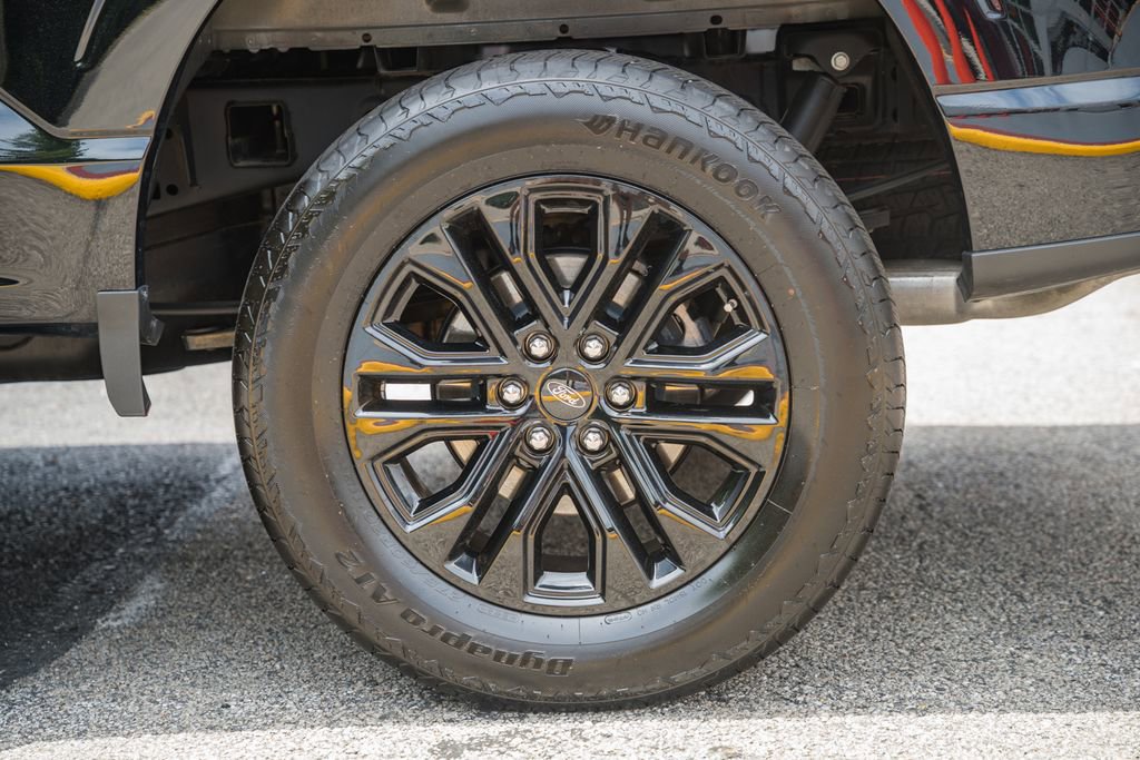Used 2024 Ford F150 Lariat AWD/4WD image 25