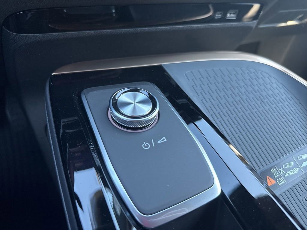 New 2026 Buick Enclave Avenir w/ Super Cruise Package image 40
