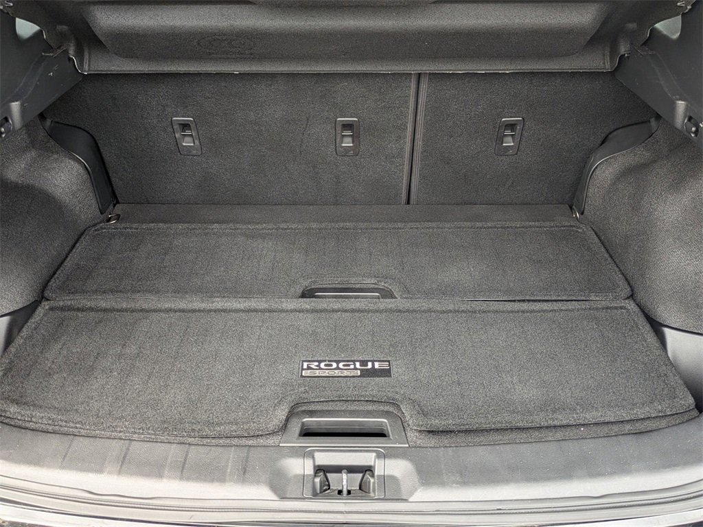 Certified 2022 Nissan Rogue Sport SV image 13