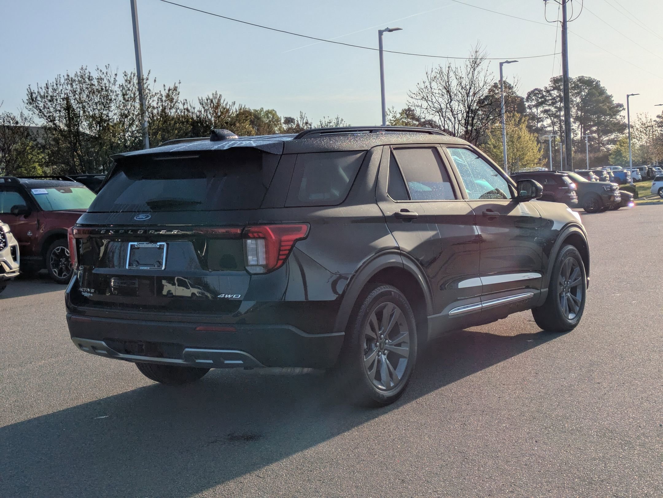 Certified 2025 Ford Explorer Active w/ Active Comfort Package AWD/4WD image 4
