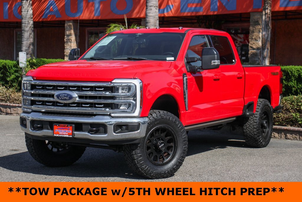 Used 2024 Ford F250 Lariat w/ Tremor Off-Road Package image 4