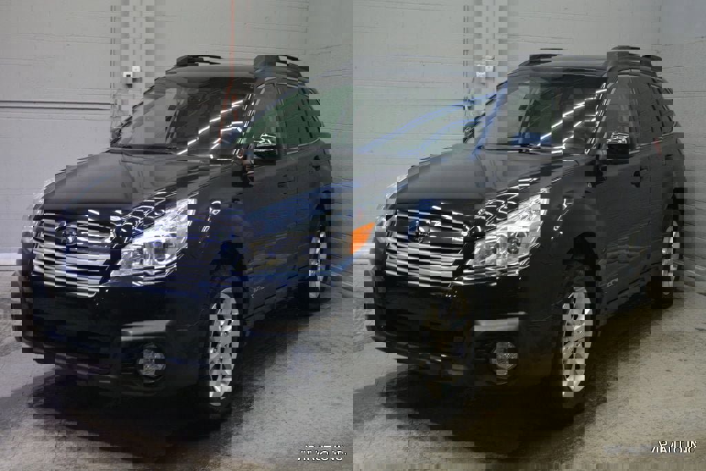 Used 2013 Subaru Outback 2.5i Premium image 2