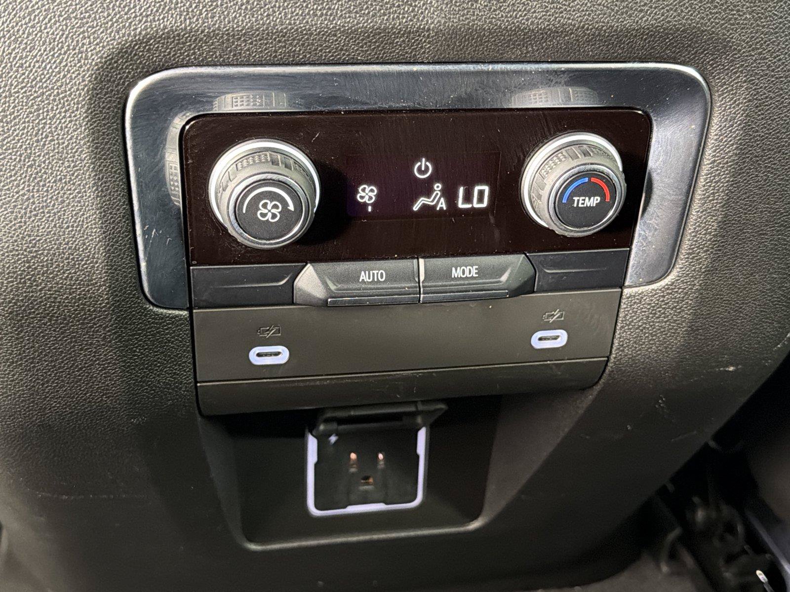 Used 2022 Chevrolet Tahoe RST RWD image 22