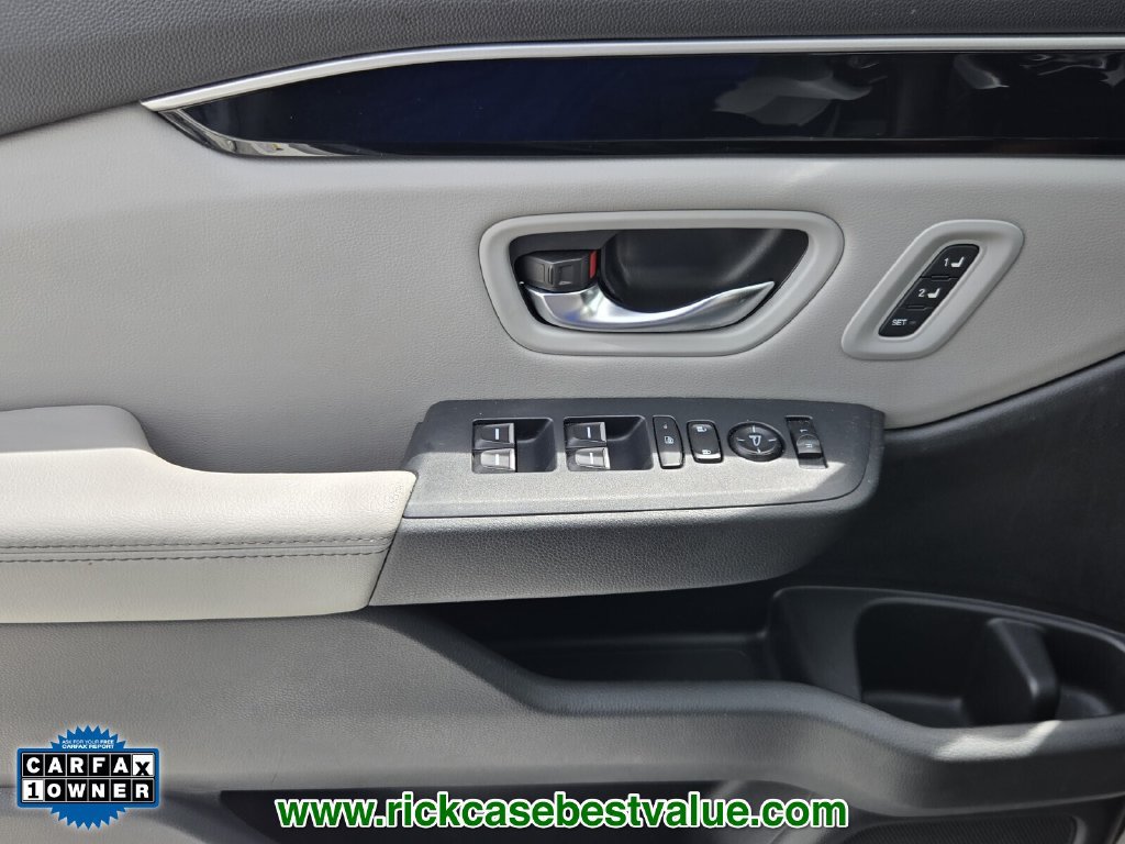 Used 2024 Honda Pilot Touring image 32