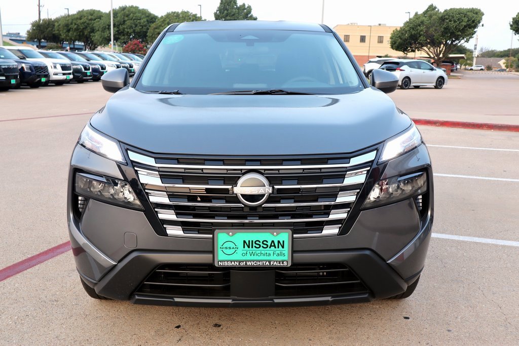 New 2026 Nissan Rogue SV image 4