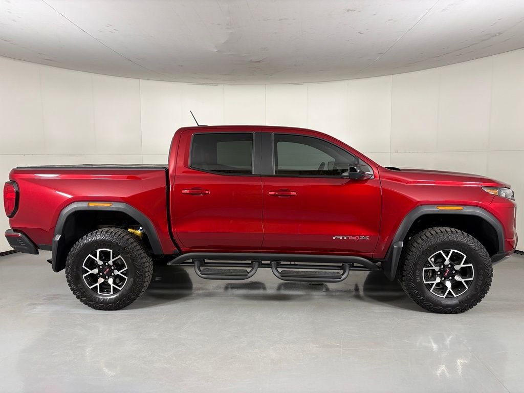 Used 2026 GMC Canyon AT4X AWD/4WD image 10
