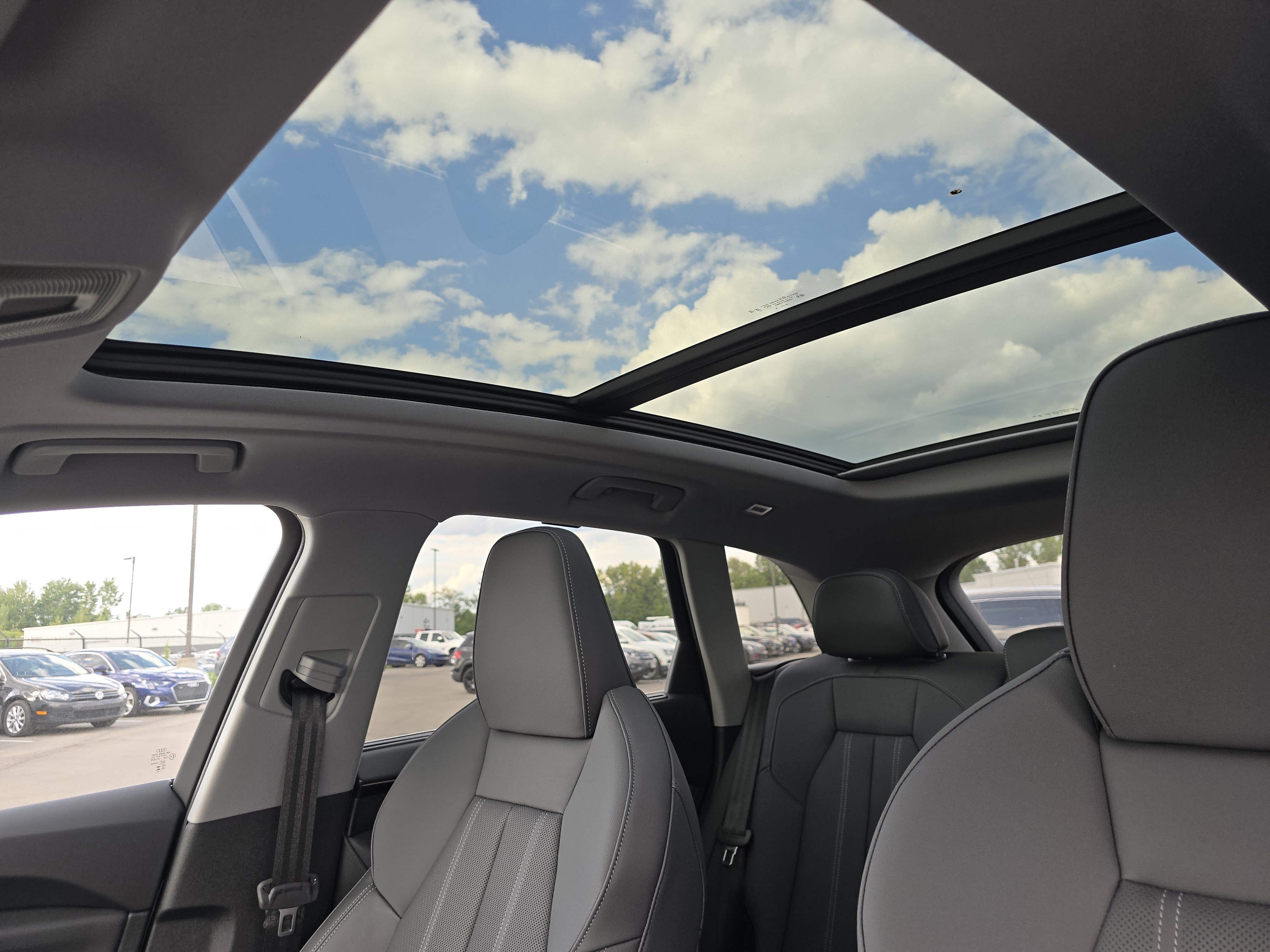 New 2025 Audi Q5 Premium Plus image 9