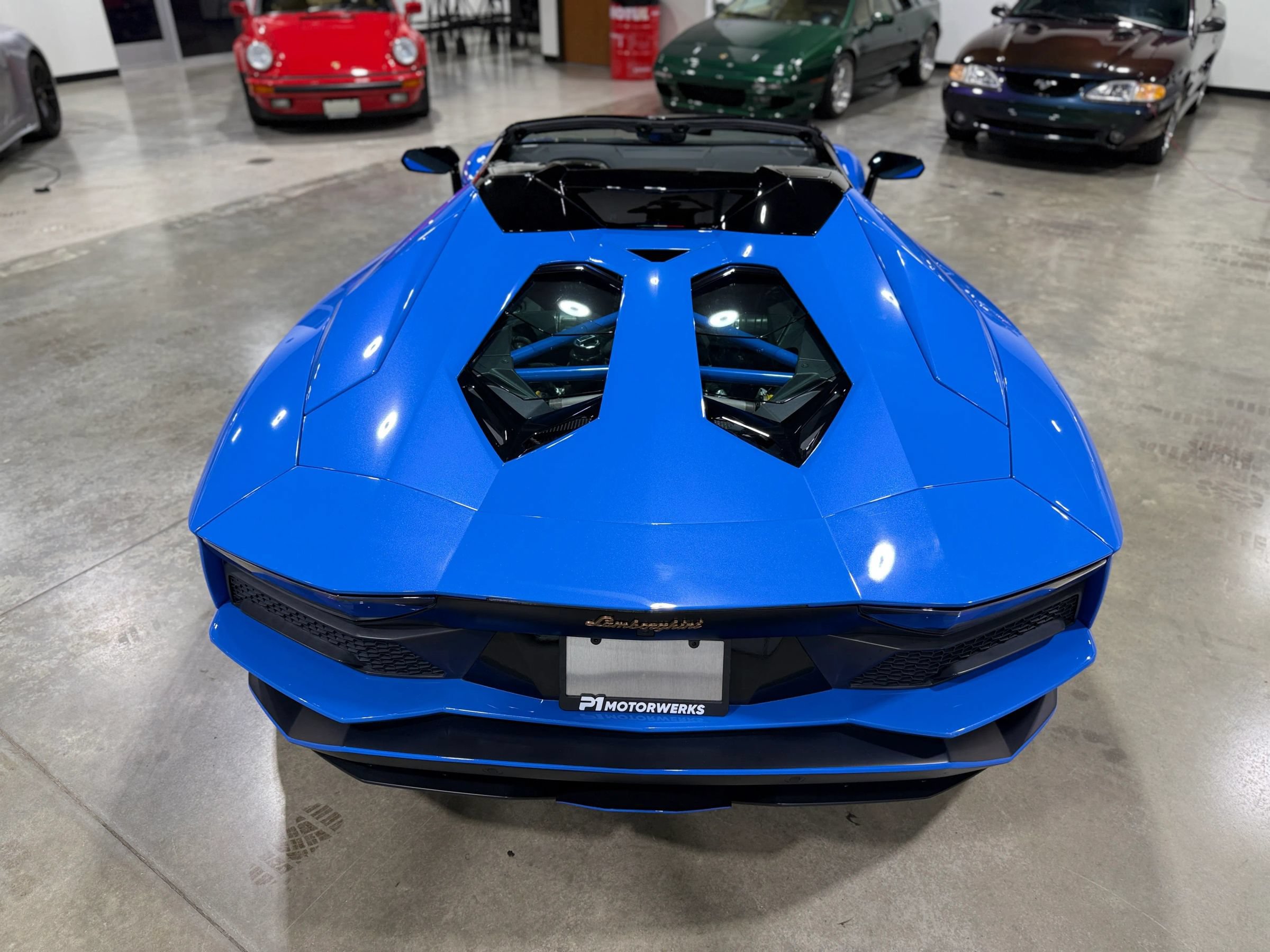 Used 2018 Lamborghini Aventador S AWD/4WD image 5