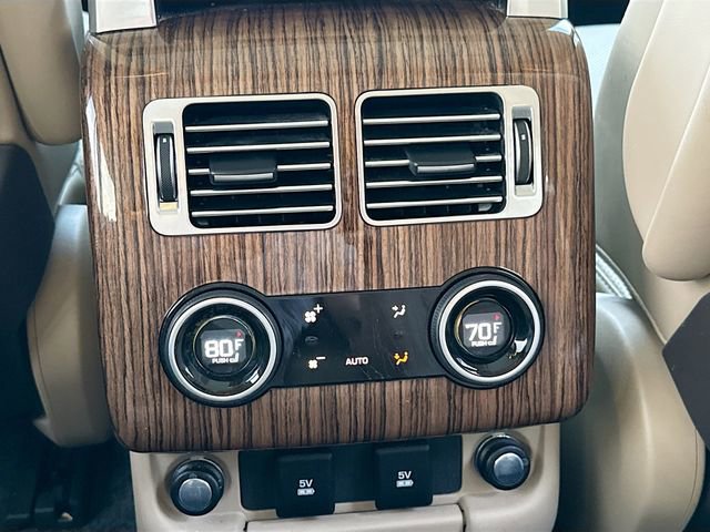Used 2020 Land Rover Range Rover HSE image 21