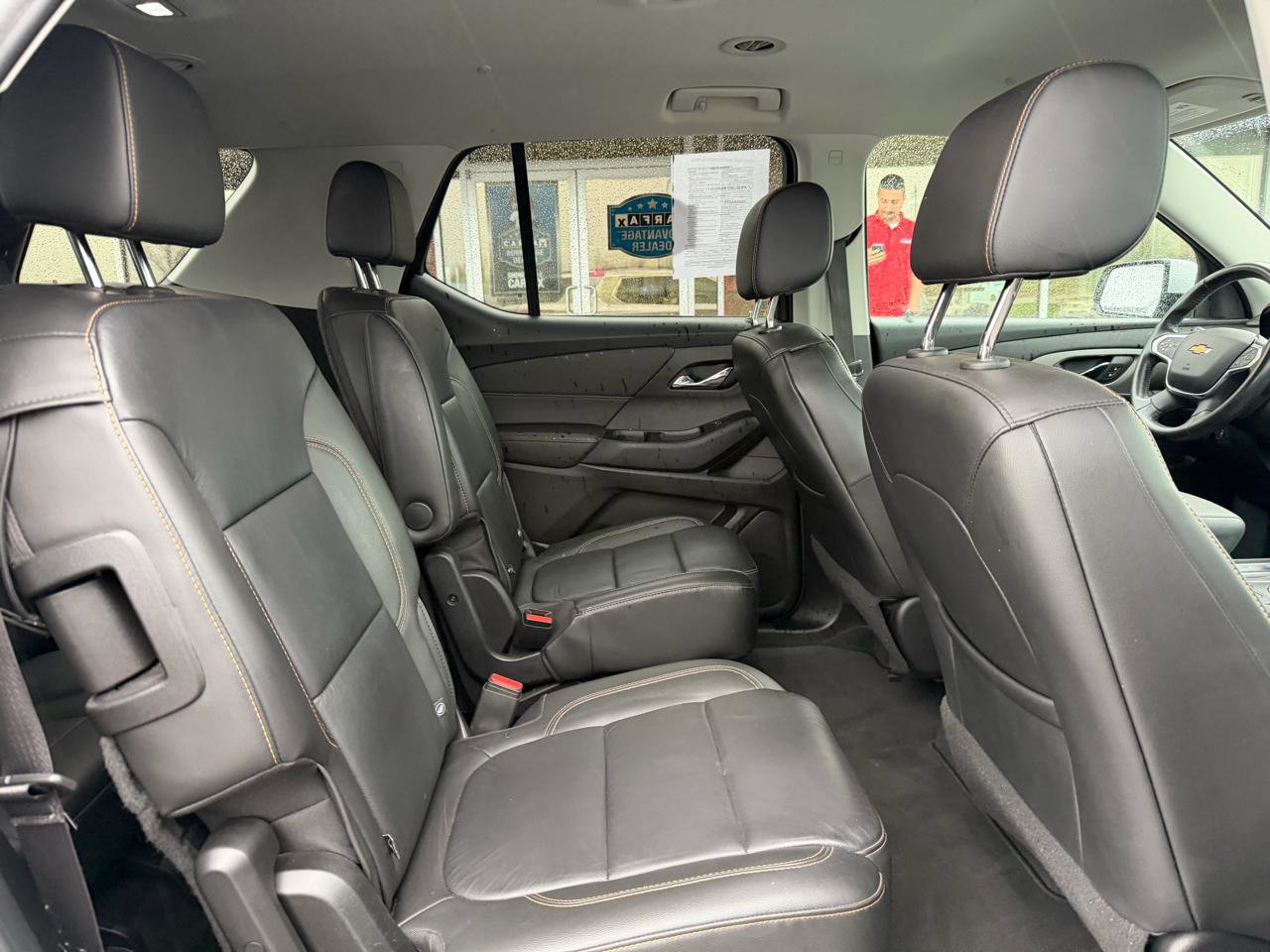 Used 2020 Chevrolet Traverse LT image 22