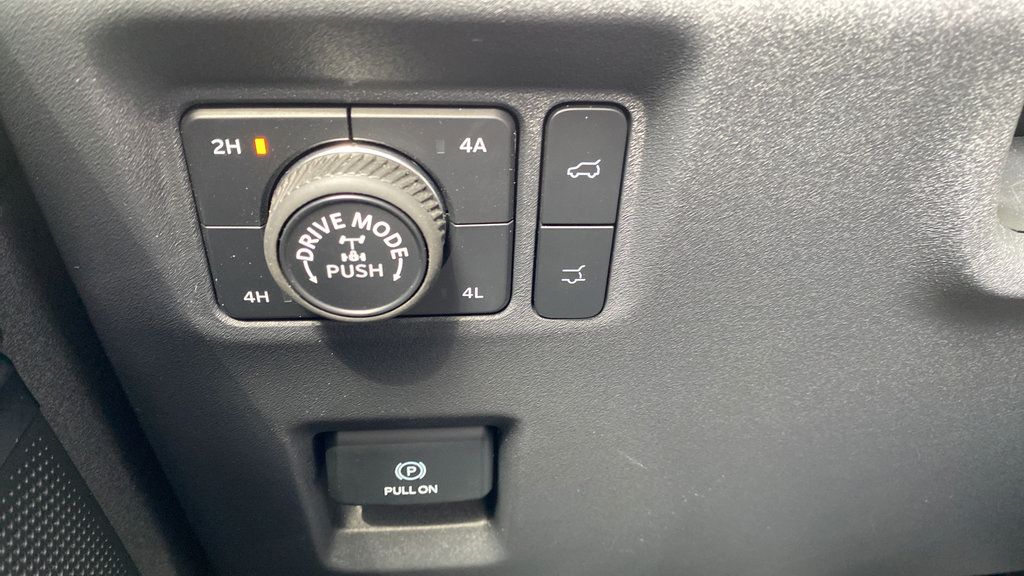 Certified 2025 Ford Expedition Tremor AWD/4WD image 39