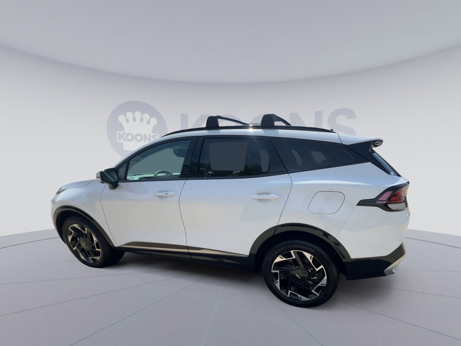 Used 2024 Kia Sportage SX image 8