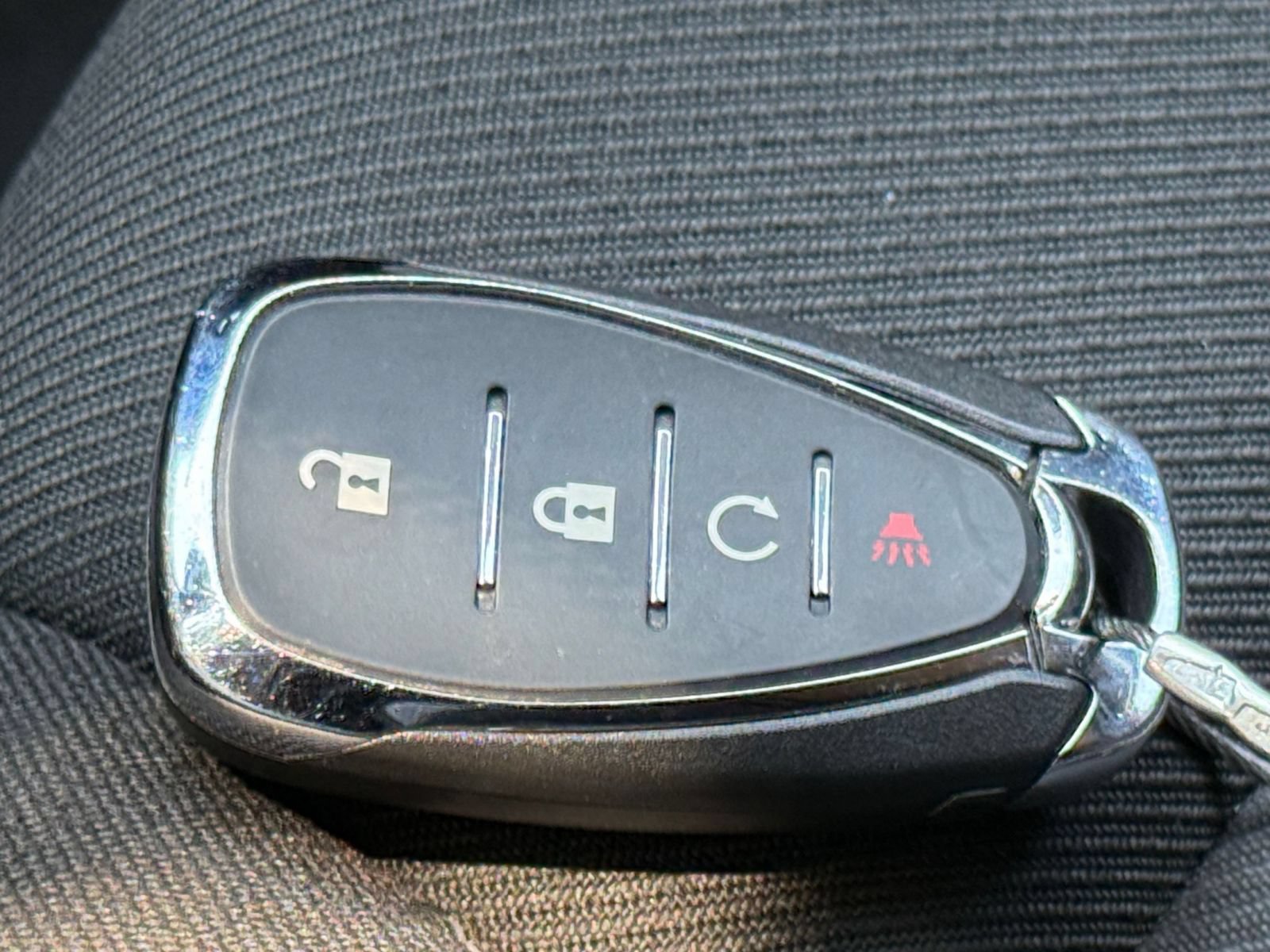 Used 2025 Chevrolet Blazer LT FWD image 22