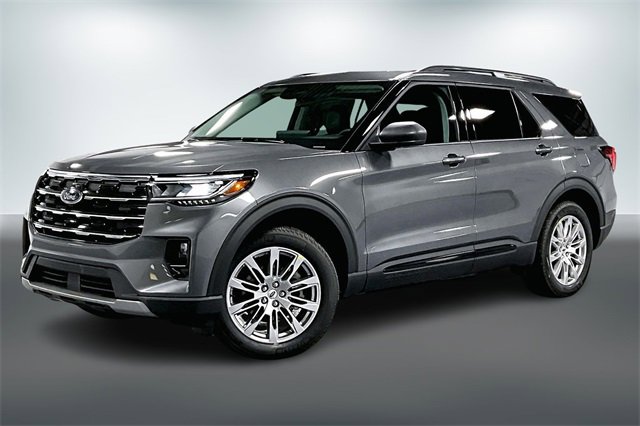 New 2026 Ford Explorer Active w/ Active Comfort Package image 2