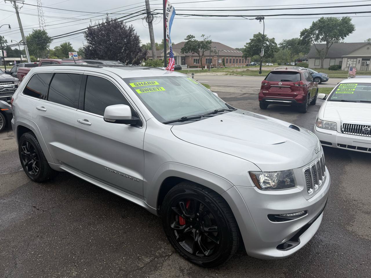 Used 2012 Jeep Grand Cherokee SRT8 w/ Luxury Group II AWD/4WD image 2