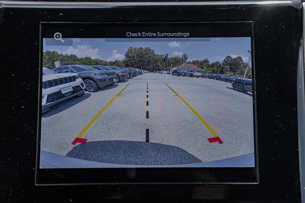 New 2025 Jeep Grand Cherokee Laredo X w/ Luxury Tech Group I image 43