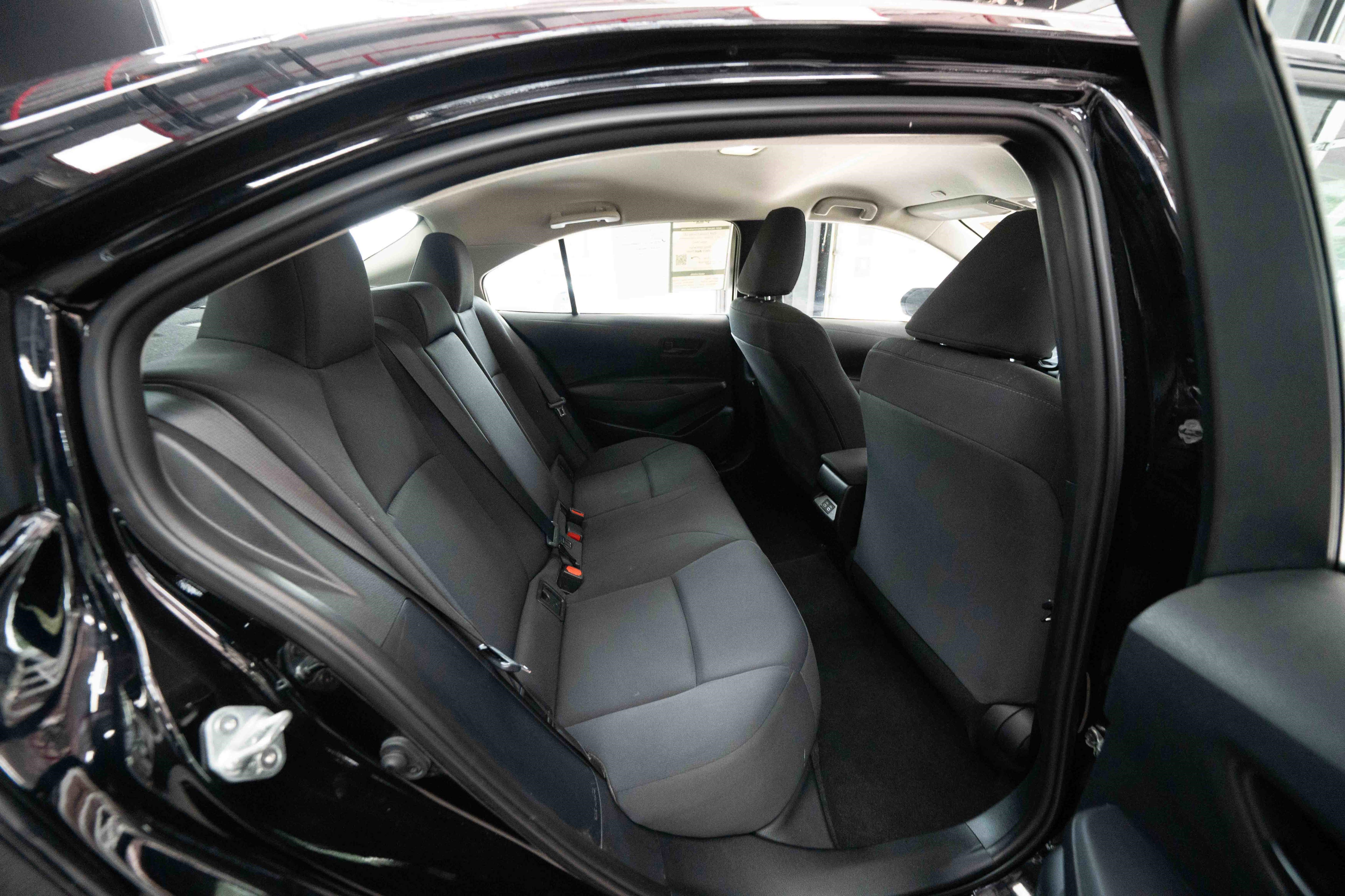 Certified 2024 Toyota Corolla LE image 25