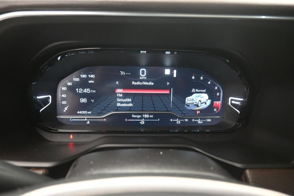 Used 2022 GMC Yukon Denali RWD image 6