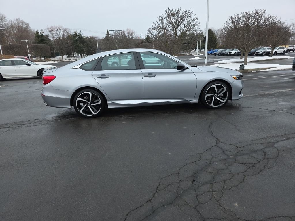 Used 2022 Honda Accord Sport image 8
