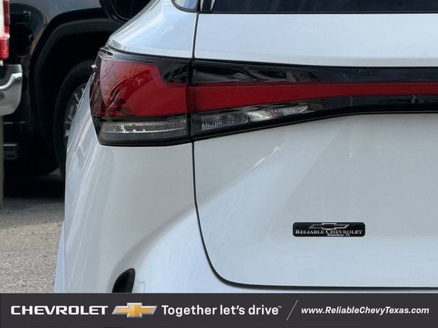 Used 2025 Lexus RX 350 Premium w/ Accessory Package (Z1) image 9