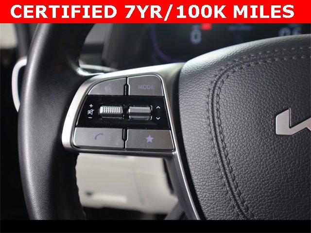 Used 2023 Kia Telluride S image 16