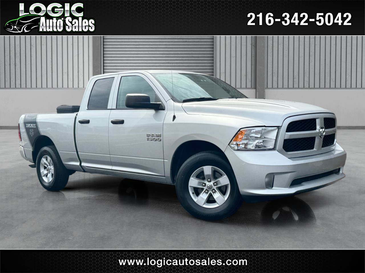 Used 2017 RAM 1500 Express AWD/4WD image 1
