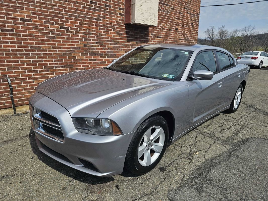 Used 2013 Dodge Charger SXT image 6