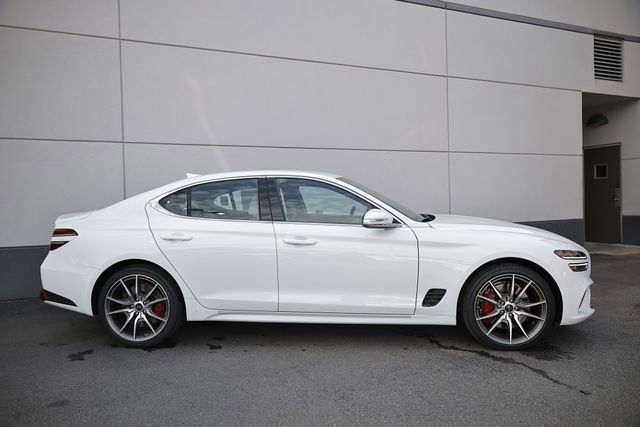 New 2025 Genesis G70 2.5T image 3