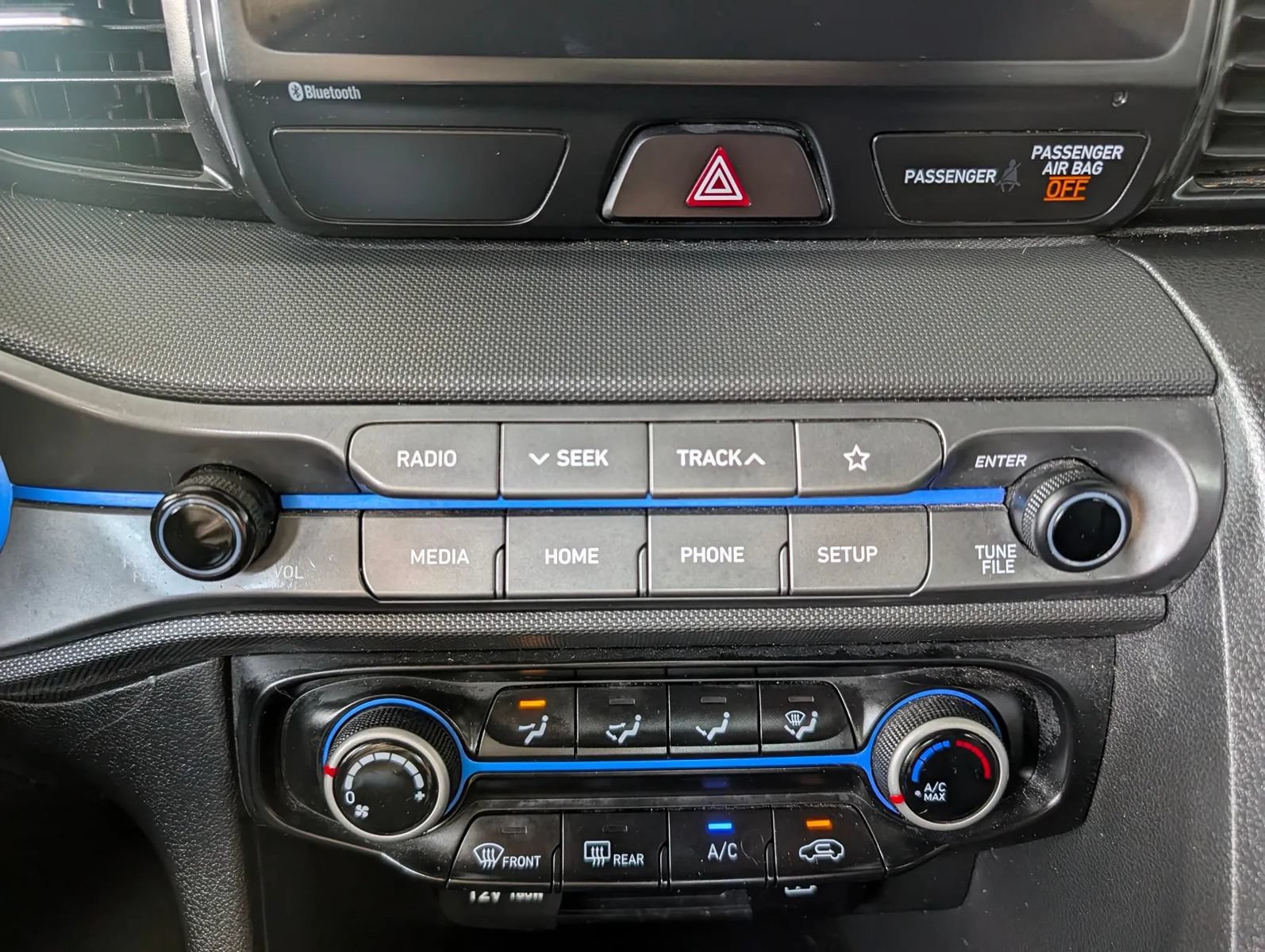Used 2019 Hyundai Veloster 2.0 FWD image 37
