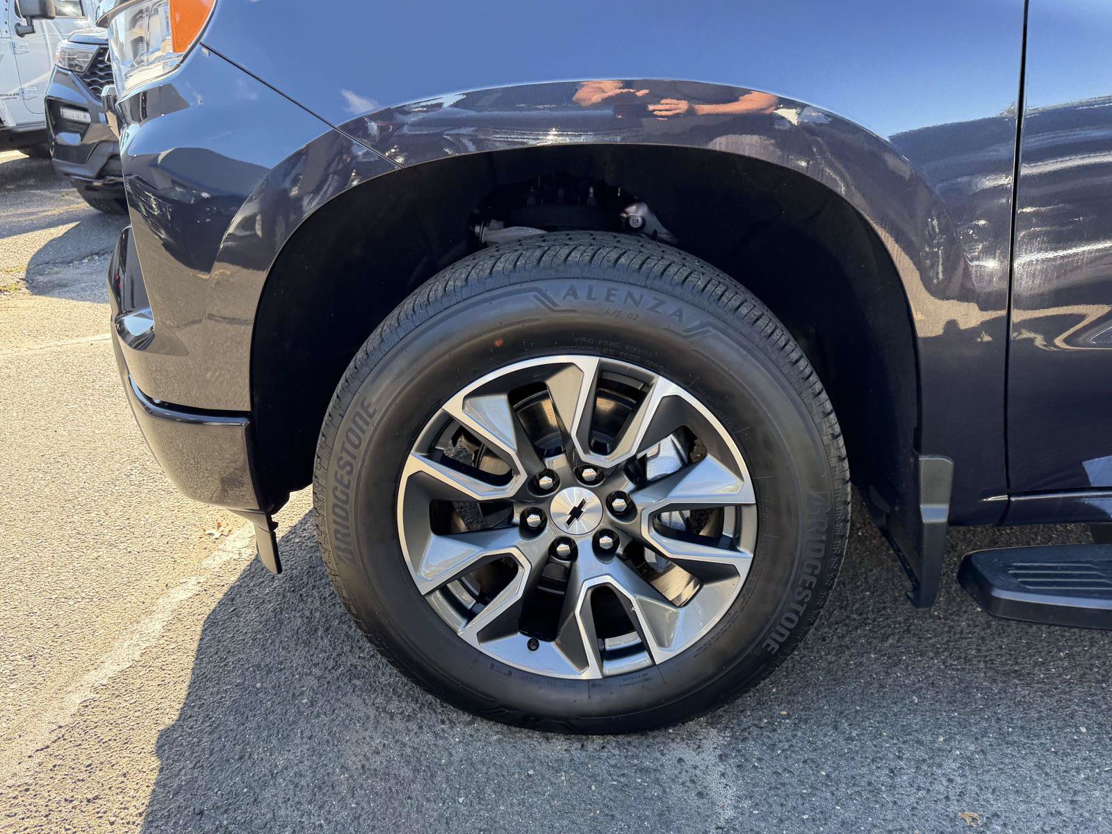 Used 2023 Chevrolet Silverado 1500 RST AWD/4WD image 6