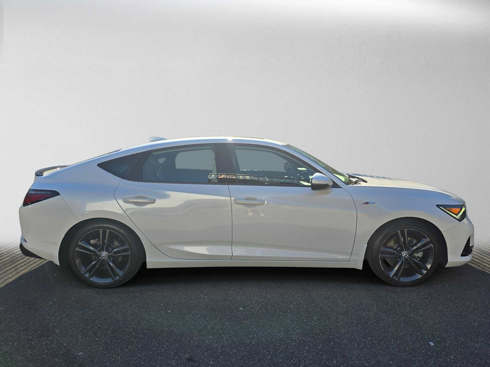 Used 2023 Acura Integra A-Spec FWD image 2
