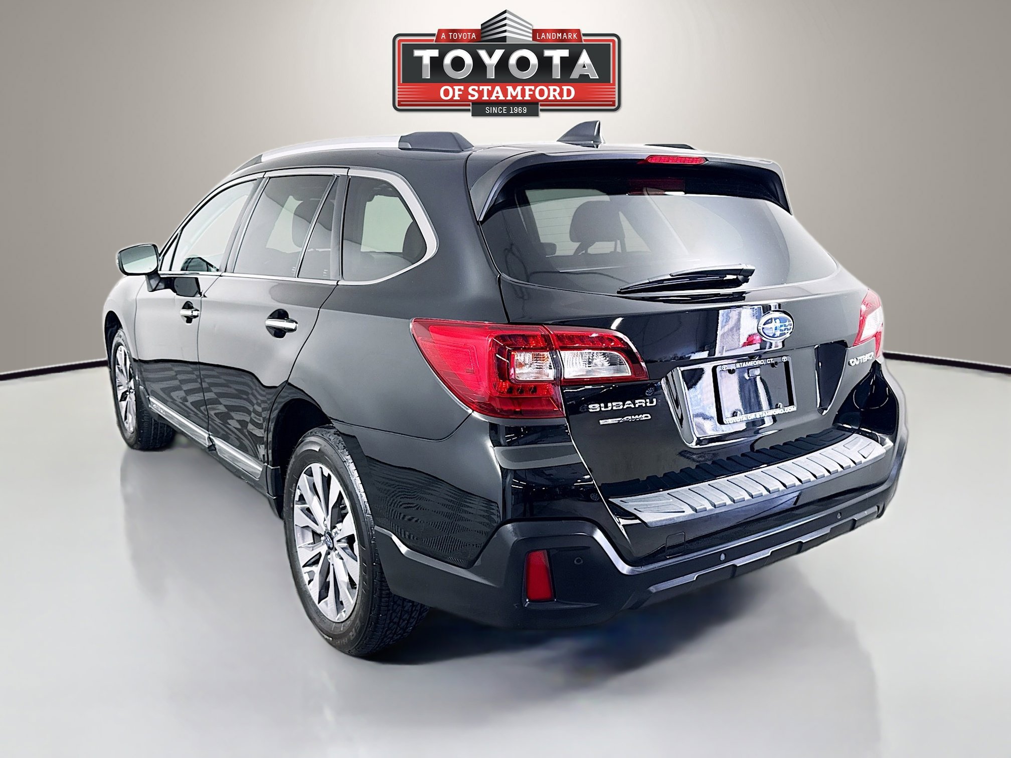 Used 2018 Subaru Outback 2.5i Touring image 5